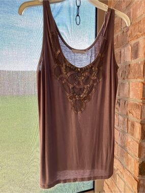 Forever Fashion sleeveless embossed neck detailing taupe ladies Tank Top SZ XL
